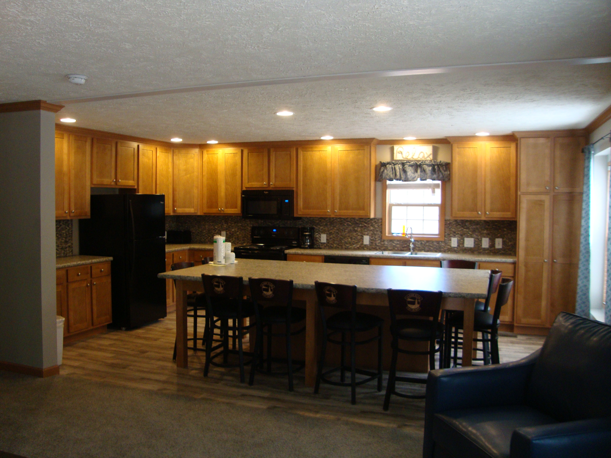 Island Club House #111 Put In Bay