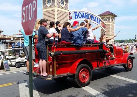 Things To Do Antique Car Parade